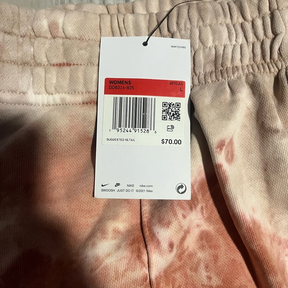 Nike Women's Tie-Dye SweatPants NWT - Picture 3 of 8